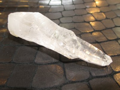 画像1:  パワーストーン・京都/【強力波動】【稀少神石】【ヒマラヤ産本水晶(ガネーシュヒマール産)】【天然クリスタル】重量２６，２３ｇ　原石、ポイント≪HMGH-001≫【天然石の京屋】