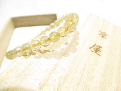 画像1: パワーストーン・京都/【感謝激安高品質１点もの！赤字奉仕特価！！】≪レディースサイズ≫【最強金運・財運・事業運・強運・直観力】【ゴールドルチルクォーツ(金針水晶)】親玉７、５ｍｍ、数珠ブレスレット≪GGR-051≫桐箱付き【天然石の京屋】