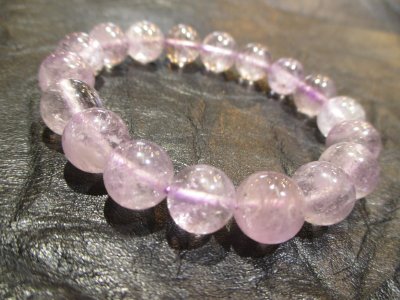 画像2: パワーストーン・京都/【感謝激安1点もの!赤字奉仕特価!!】【恋愛成就、直感力、インスピレーション】【ラベンダーアメジスト】≪レディース手首Sサイズ15,5cm≫ブレスレット≪GGR-055≫桐箱付き【天然石の京屋】