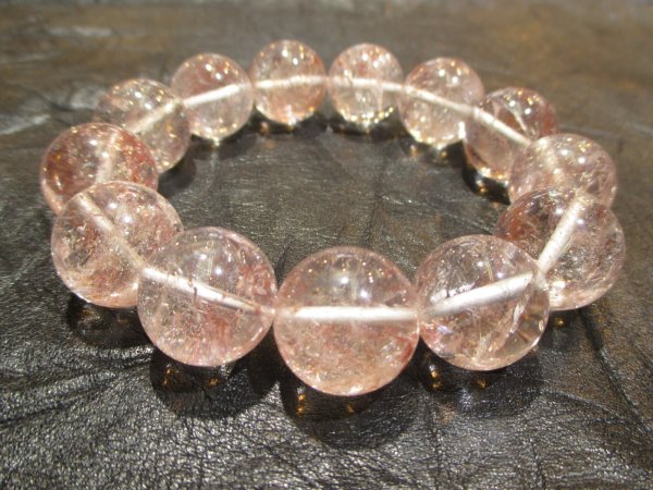 画像1: パワーストーン・京都/【神秘のエネルギー・強力波動】【レア超極上品質１点もの】【ヒマラヤマニカラン産アイリスクォーツ(虹入り水晶・レインボークリスタル)】大玉１７、５ｍｍブレスレット桐箱付き【天然石の京屋】 (1)