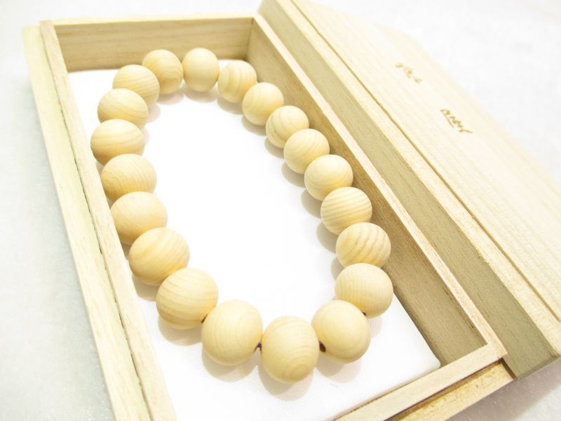 パワーストーン・京都/天然木【かや】１１ｍｍ玉ブレスレット、五大明王守護梵字オリジナルブレスレット、２点新発売！！