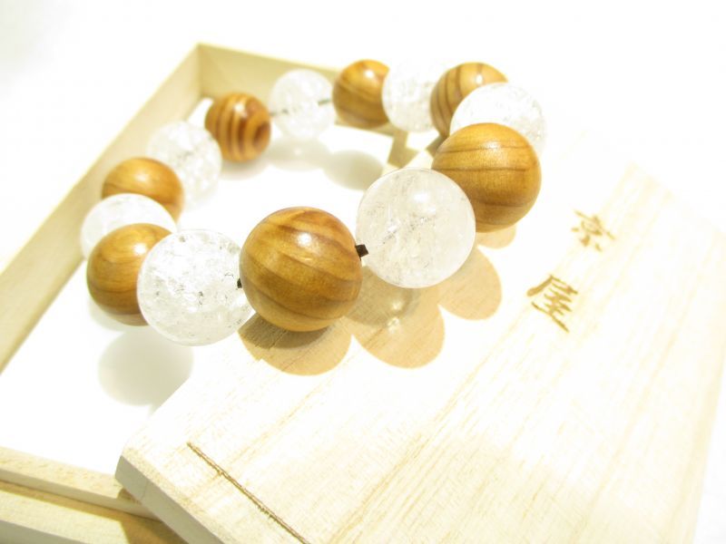 パワーストーン・京都/【数量限定激安特価】【魔除け・厄除け】【屋久杉(やくすぎ)】【クラック水晶】大玉１６ｍｍ玉ブレスレット、１点新発売！！